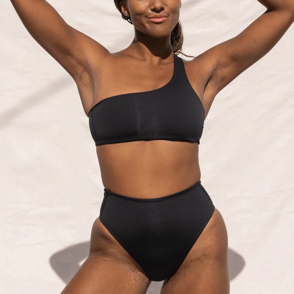 LEFT ON FRIDAY Hi Hi Bikini Bottoms Jet Black size Small - Picture 3 of 8